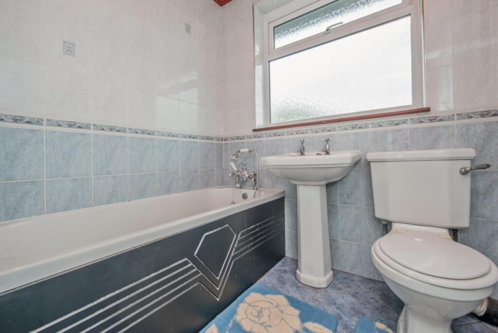 Additional image 11 of Links Avenue, Hunsworth, Cleckheaton, West Yorkshire, BD19