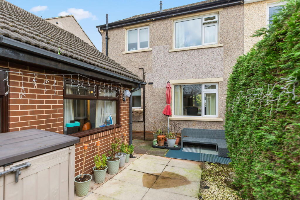 Additional image 24 of Oakfield Avenue, Gilstead, Bingley, BD16 4RA