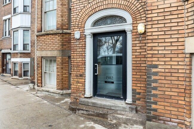 1502 King Street W, Toronto, ON, M6K 1J5