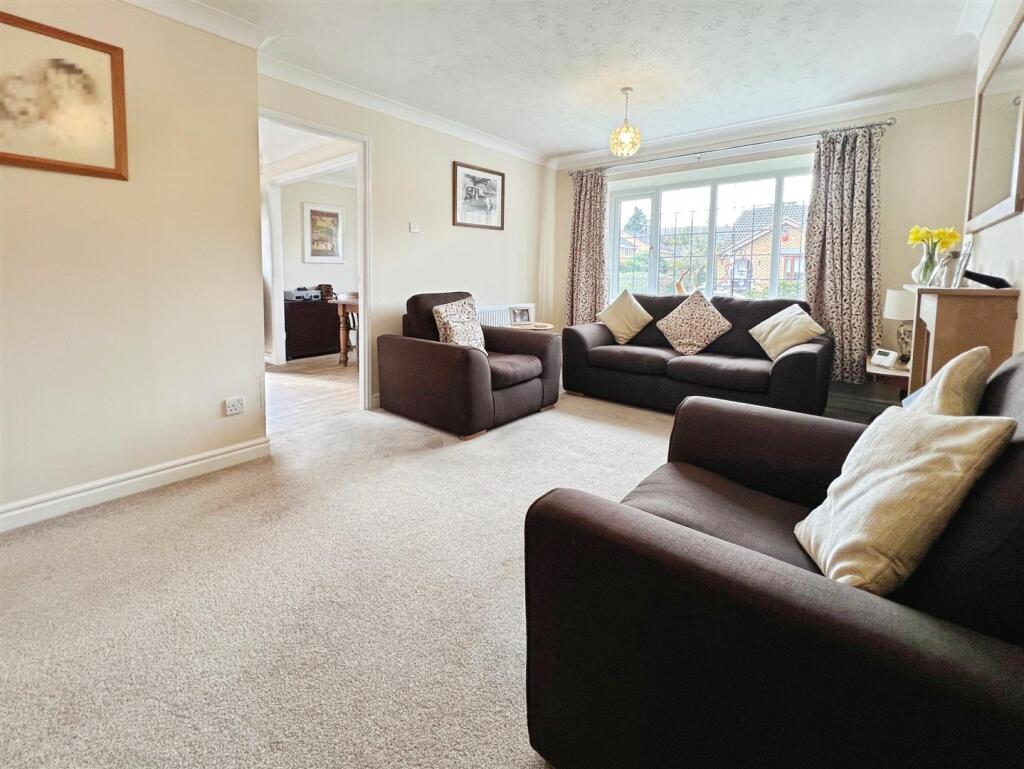 Additional image 4 of Hazelcroft, Bradford, BD2 3TH