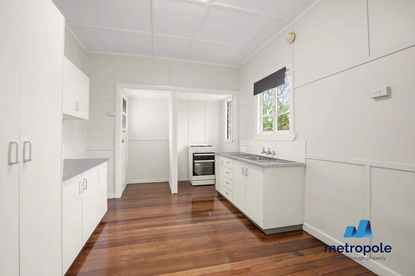 Additional image 7 of 24 Dobbie Street, Holland Park QLD 4121