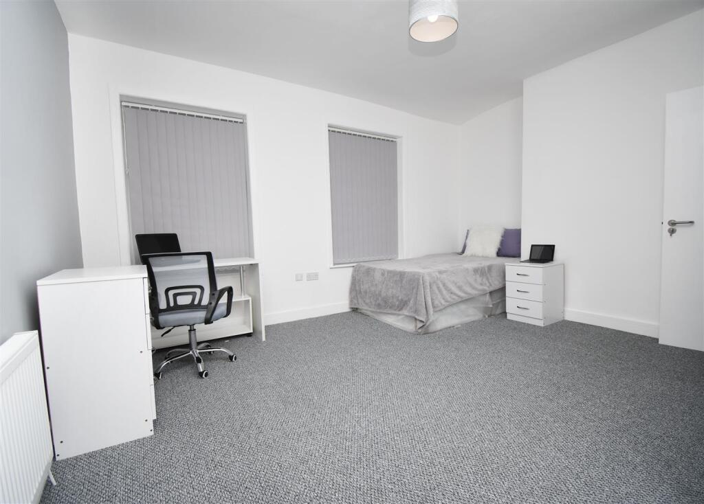 Additional image 15 of Queensberry Road, Burnley