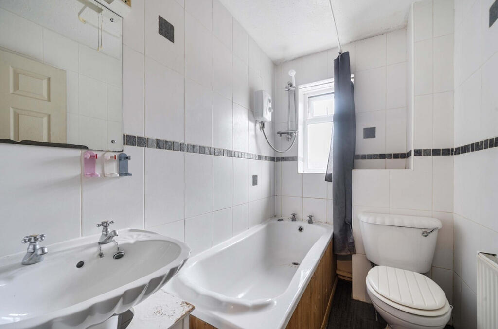 Additional image 8 of Finch Close, Shepton Mallet, BA4