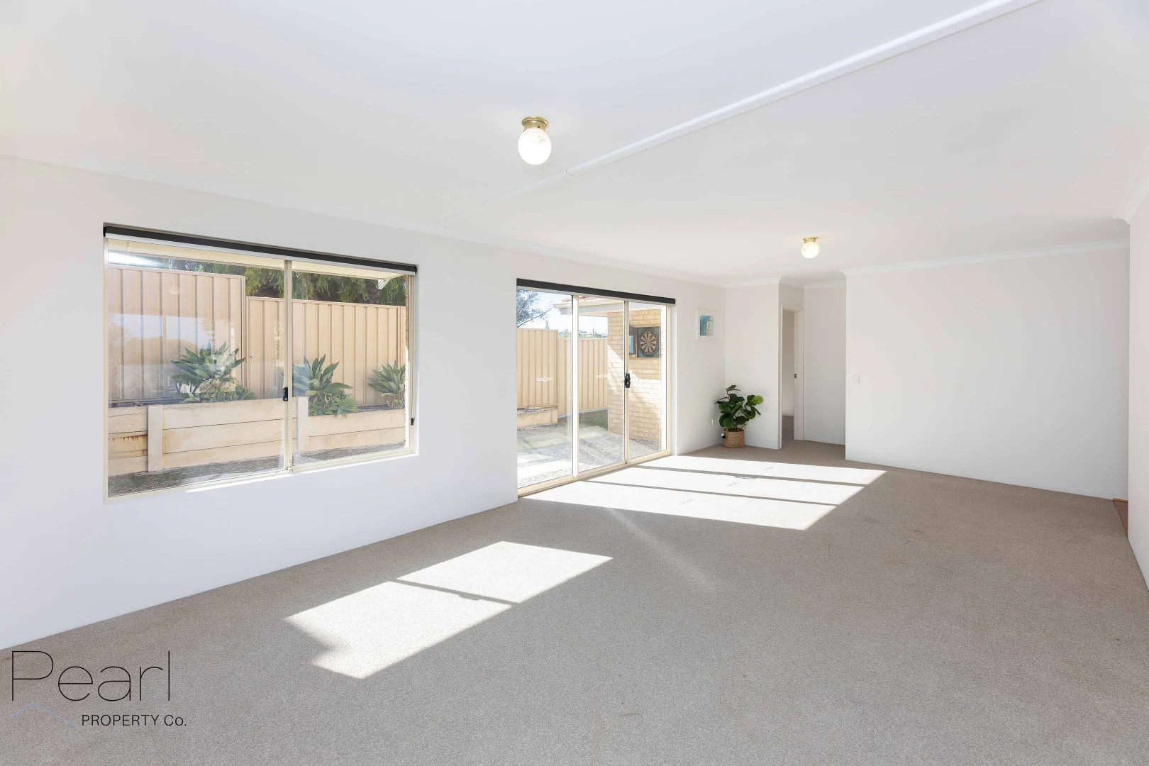 Additional image 4 of 4B Oceanside Promenade, Mullaloo WA 6027