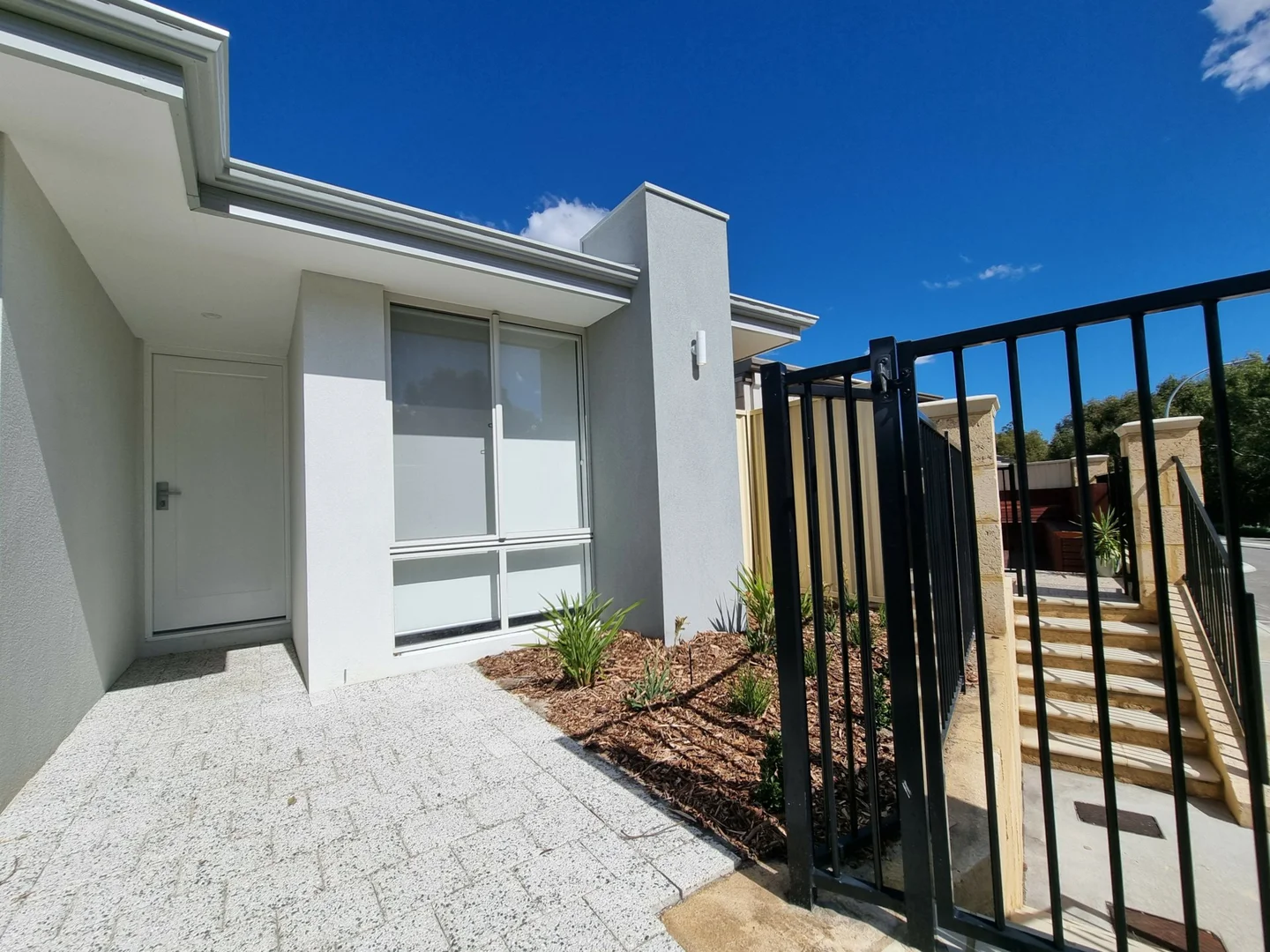 Additional image 2 of 14 Montclair Crescent, Success WA 6164
