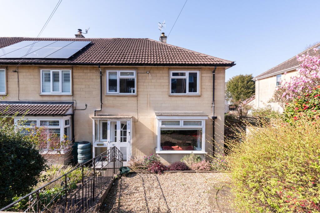 Lime Grove Gardens, Bath, BA2
