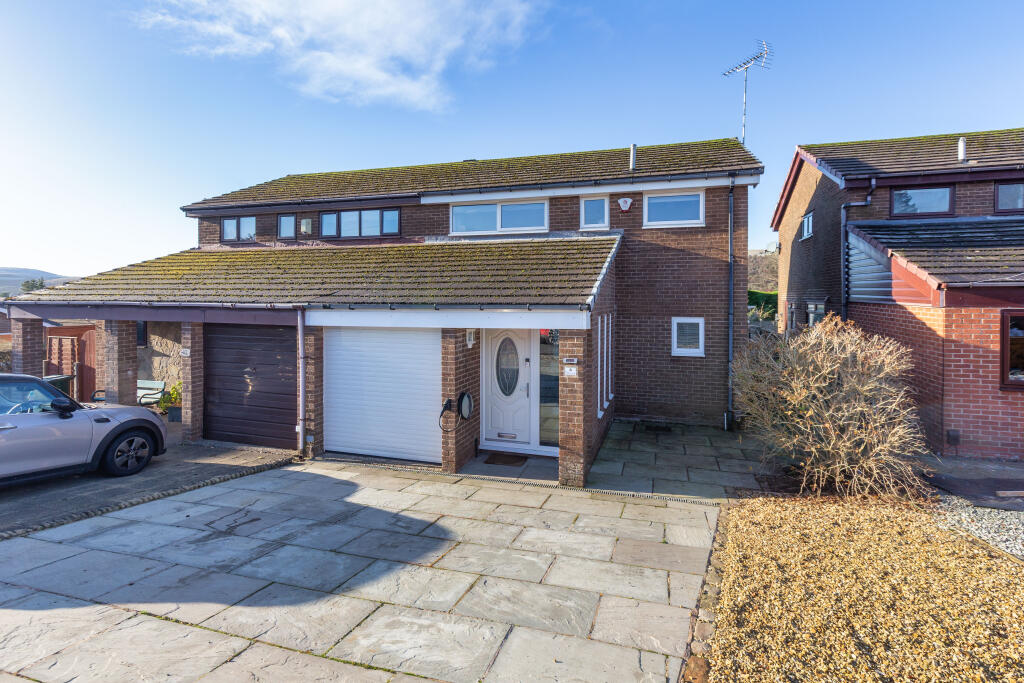 Chatburn Close, Rossendale, BB4