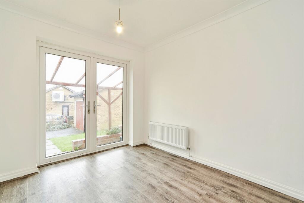 Additional image 4 of Carnoustie Grove, Bingley