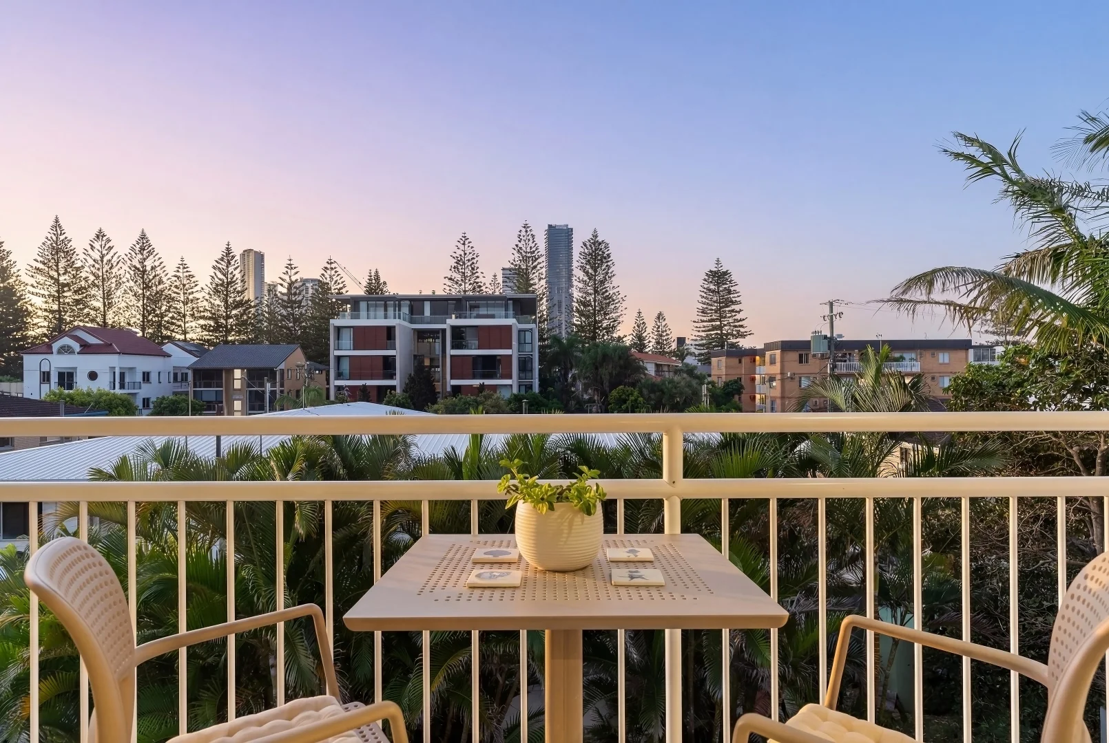 Additional image 3 of 15/9 Francis Street, Mermaid Beach QLD 4218
