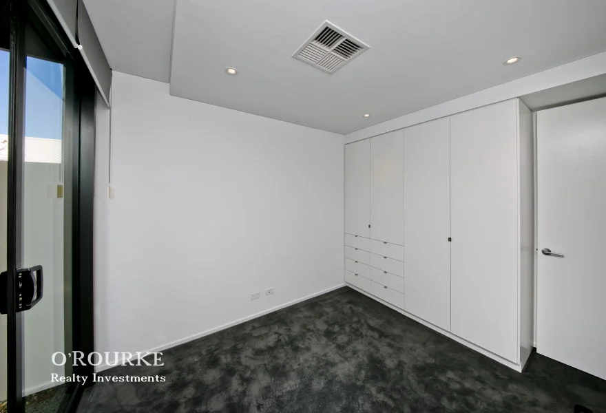 Additional image 13 of 19B Nautilus Crescent, Scarborough WA 6019