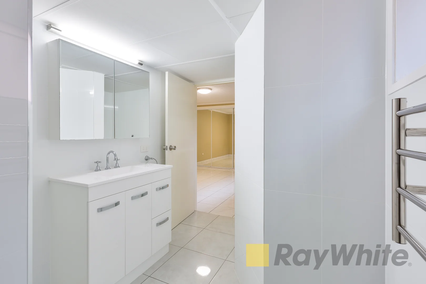 Additional image 10 of 1/18 Anne Avenue, Broadbeach QLD 4218