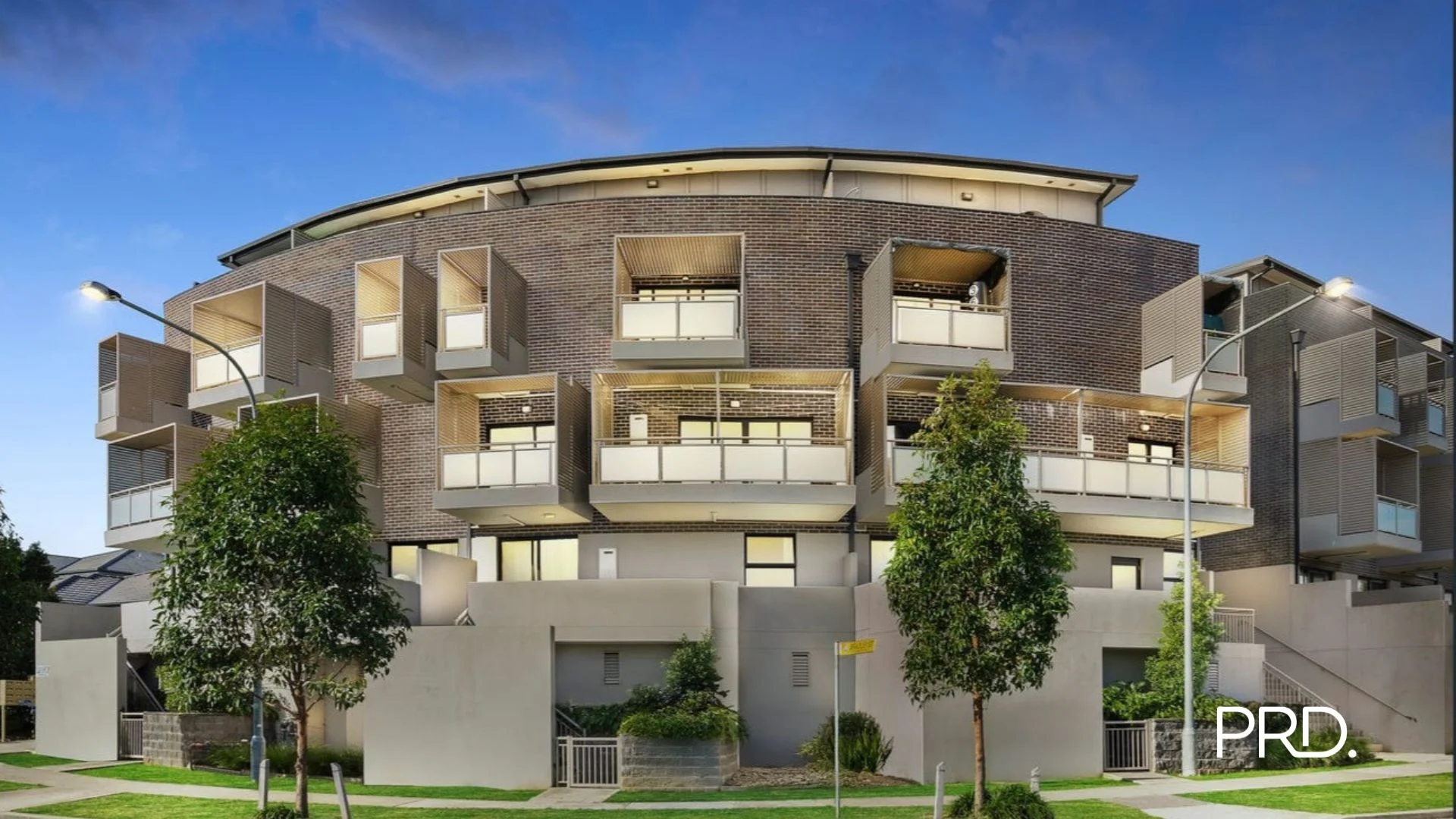 8/1 Glenmore Ridge Dr, Glenmore Park NSW 2745