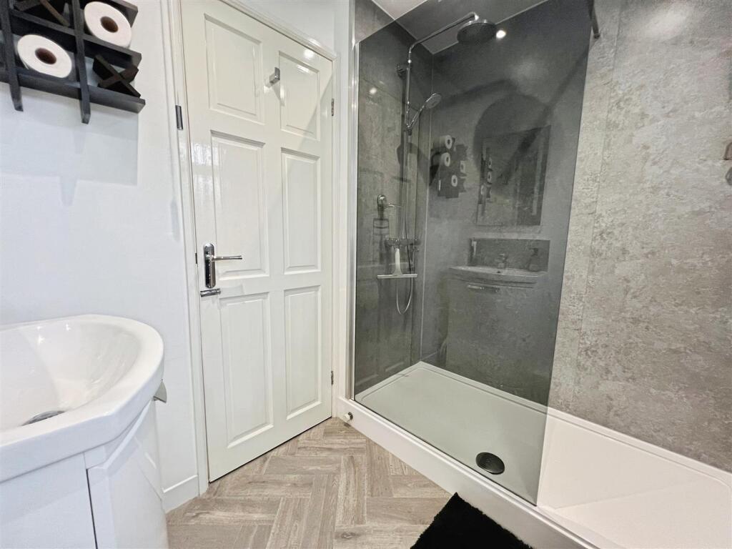 Additional image 21 of Hall Avenue, Bradford, BD2 2DT