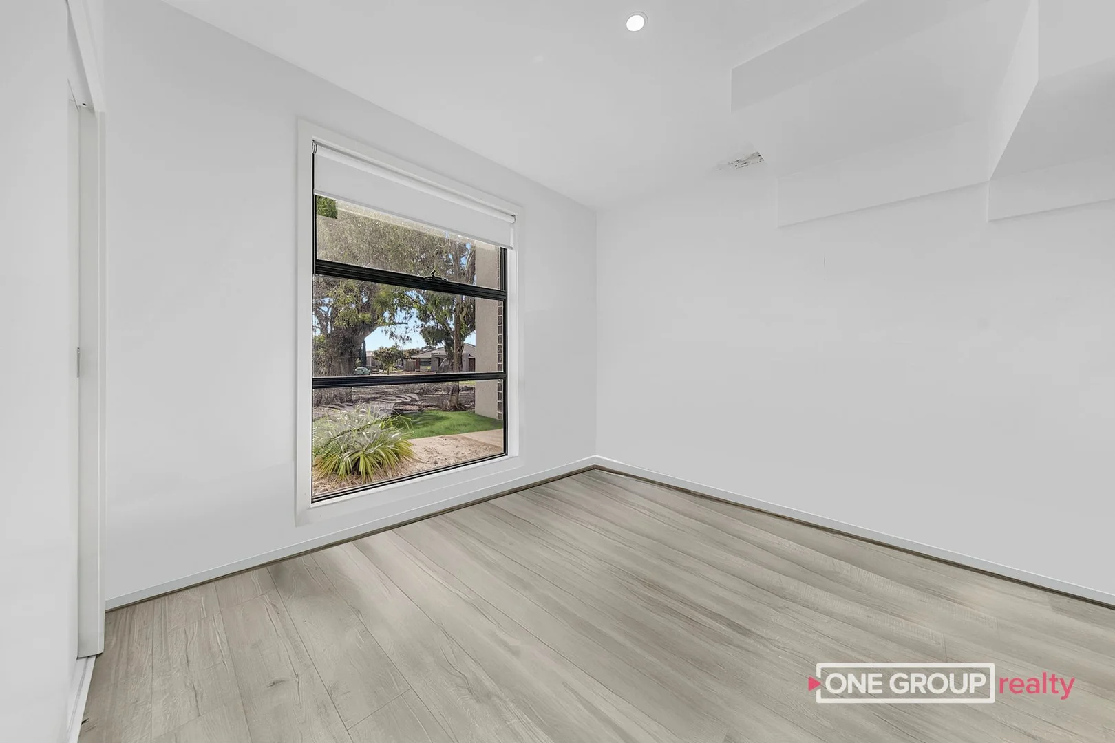 Additional image 7 of 10/12 Northside Drive, Wollert VIC 3750