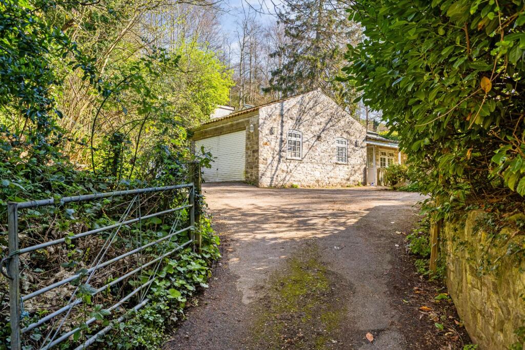 Additional image 40 of Tor Court, Glastonbury
