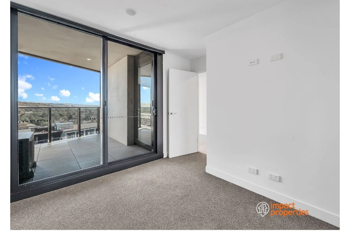 1604/2 Furzer Street, Phillip ACT 2606 photo 5