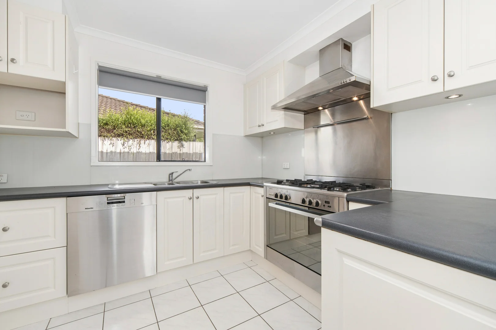 Additional image 13 of 1/15 Conferta Court, Cranbourne West VIC 3977