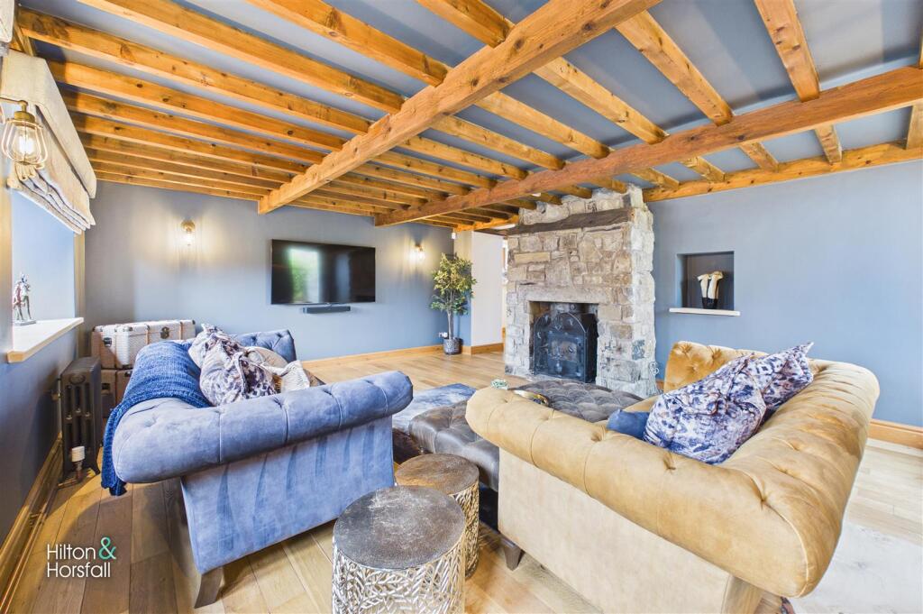 Blue Slate Barn, Smithy Lane, Colne photo 4
