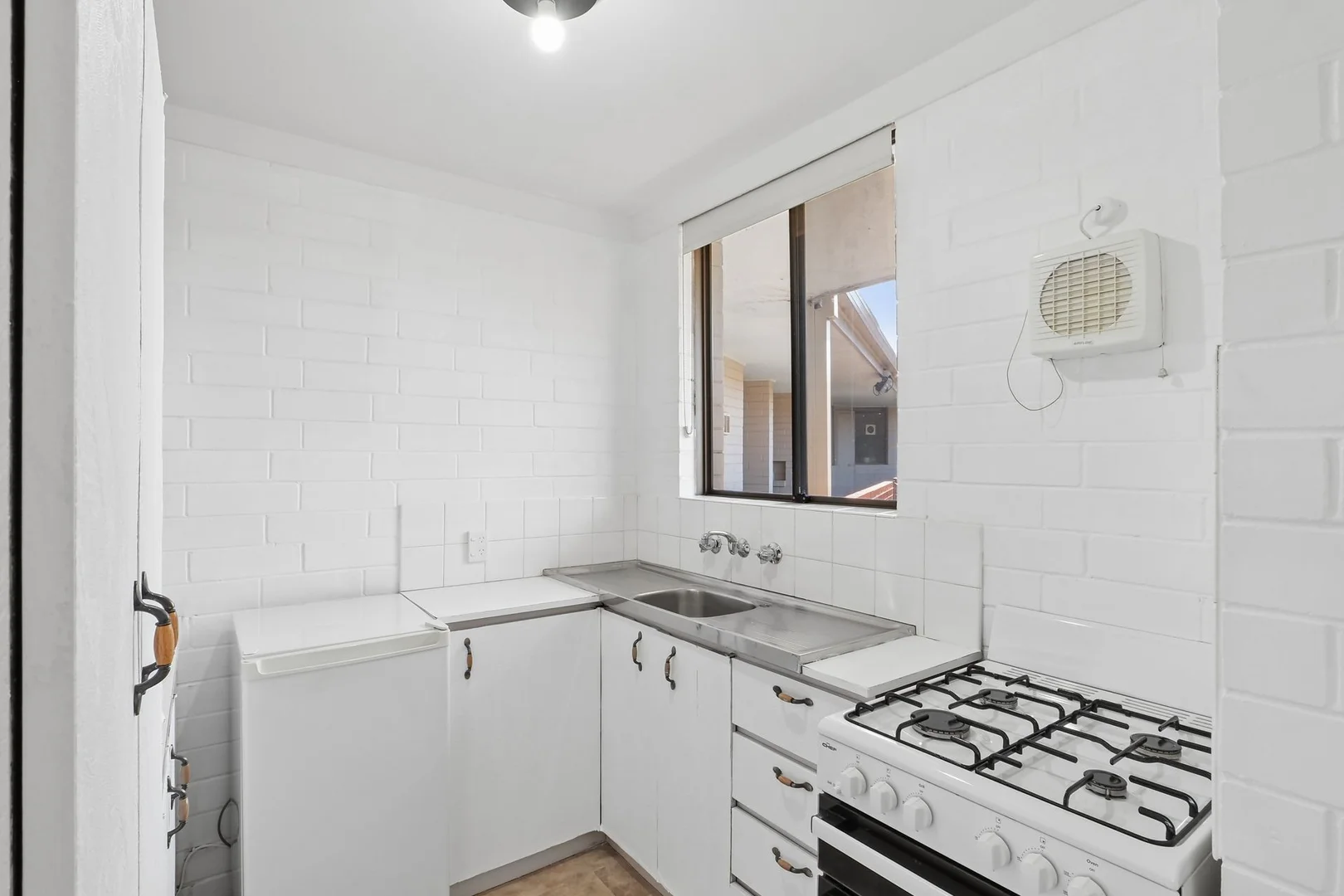 Additional image 8 of 206D/25 Herdsman Parade, Wembley WA 6014
