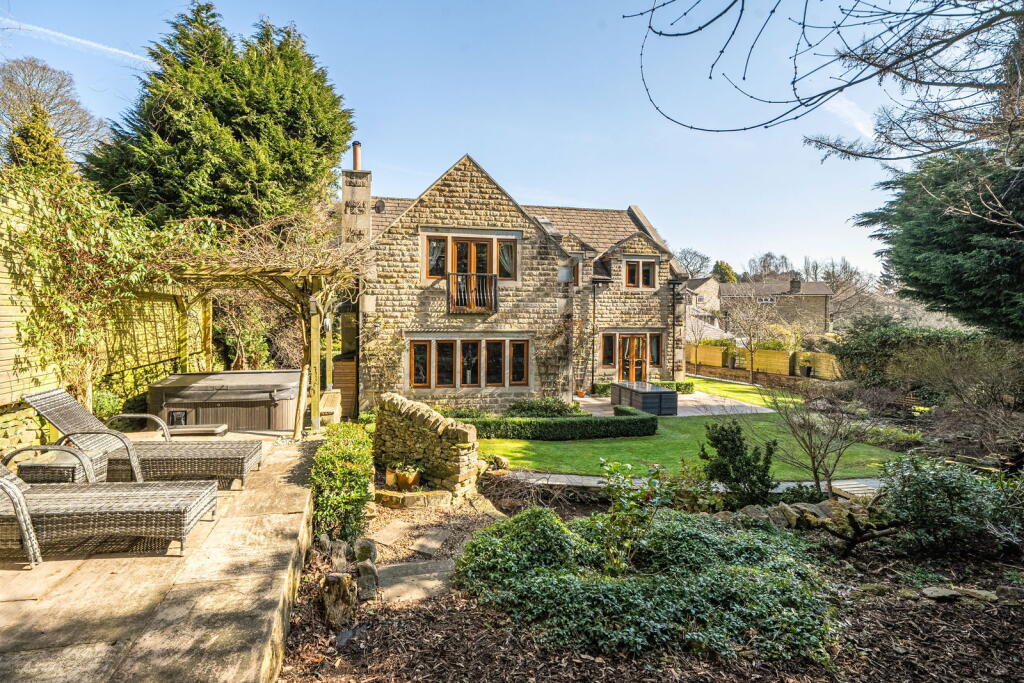 Additional image 34 of Littlebeck, Gilstead Lane, Bingley, BD16 3LN