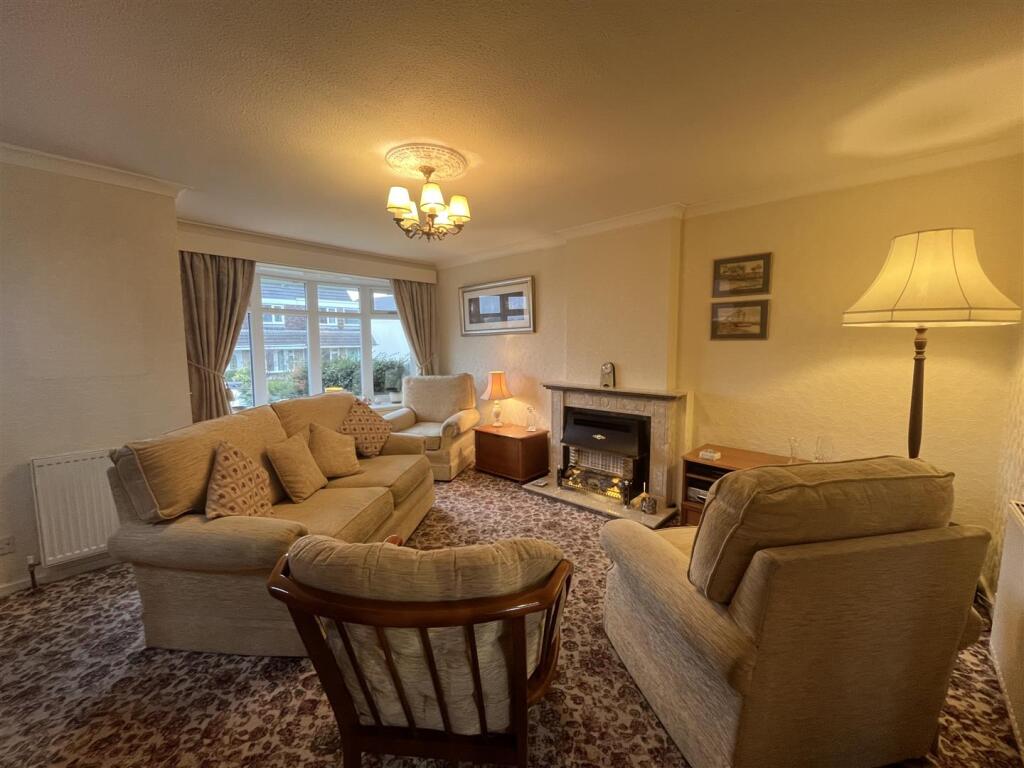 Additional image 3 of Thirlmere Avenue, Wyke, Bradford