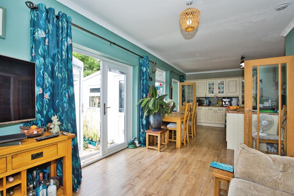 Additional image 7 of Danielsfield Road, Yeovil