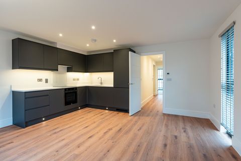 385 Cowley Road, Oxford, Oxfordshire OX4