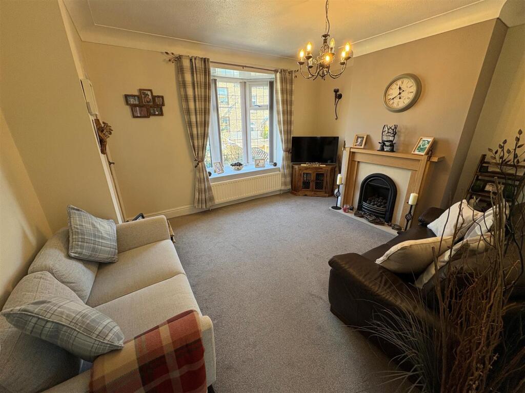 Westfield Terrace, Clayton, Bradford photo 2