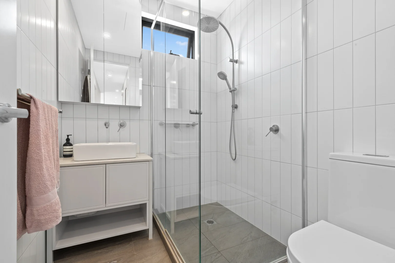 Additional image 4 of 205/92 Hawthorn Road, Caulfield North VIC 3161