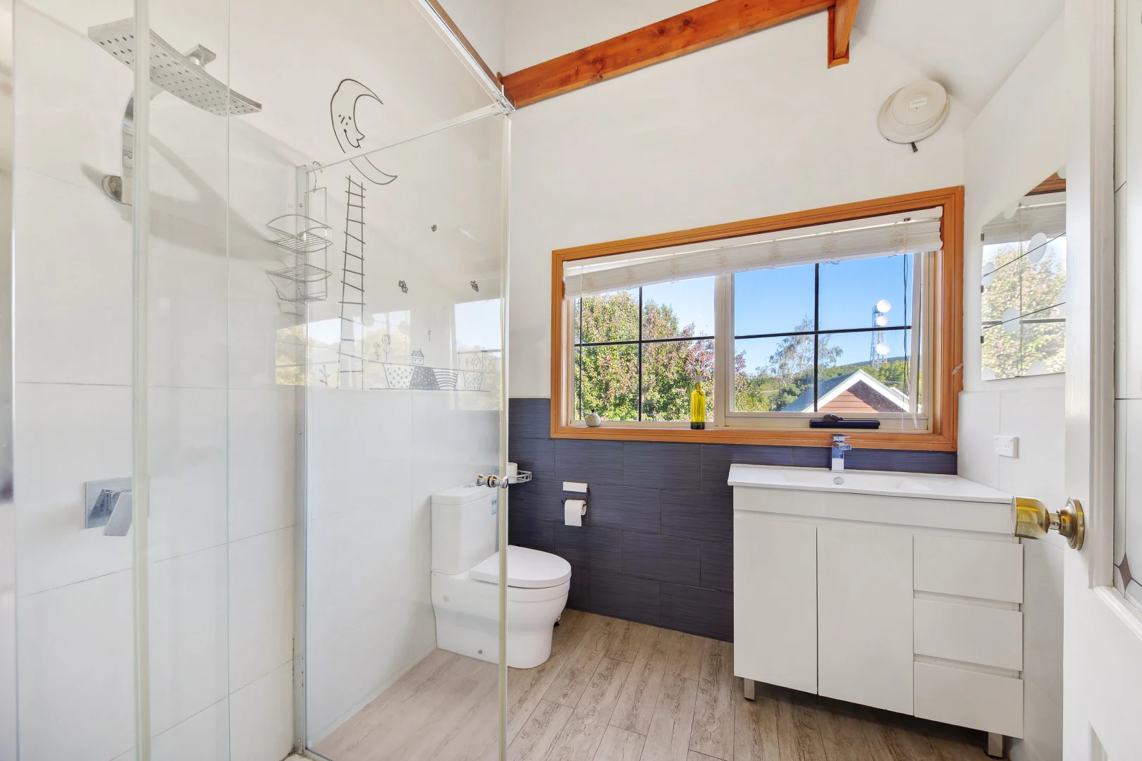 Additional image 10 of 1 Halinka Court, Bright VIC 3741