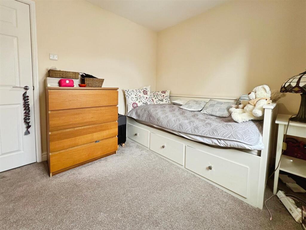 Additional image 15 of Hazelcroft, Bradford, BD2 3TH