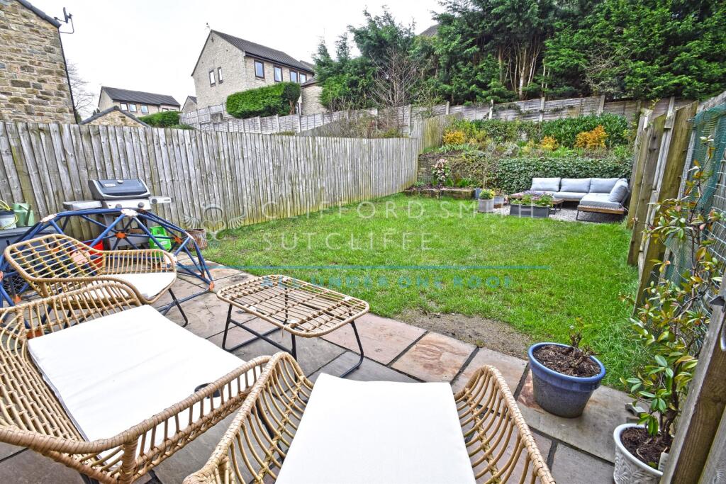 Additional image 26 of Pendle Lane, Fence