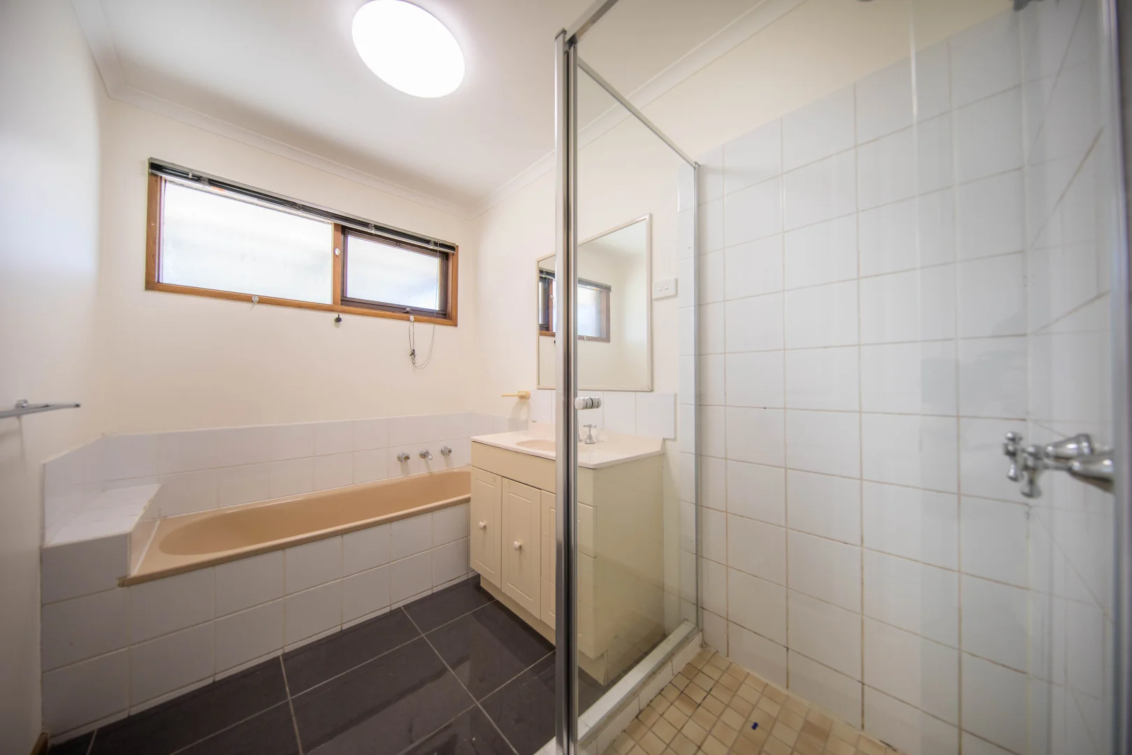 4 Burleigh Road, Melton VIC 3337 photo 4