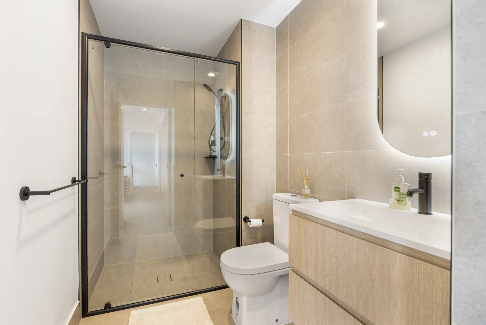 Additional image 15 of 901/2 Mawarra Street, Palm Beach QLD 4221