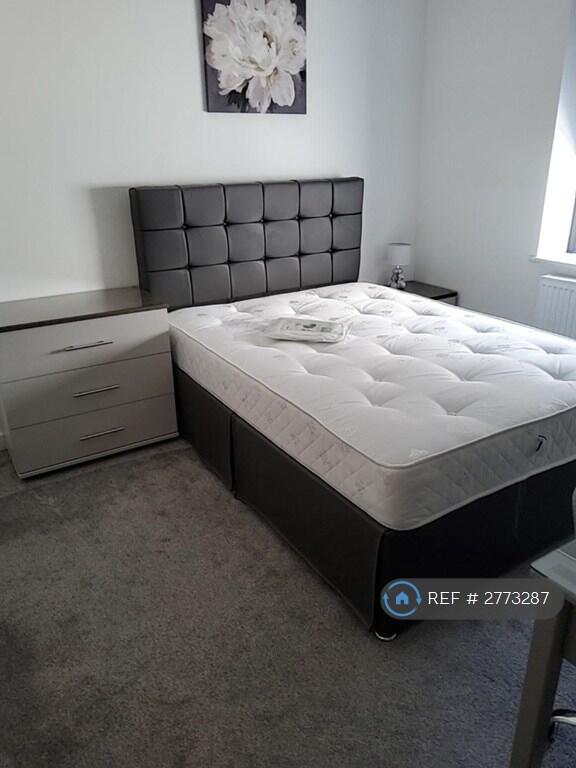 Essex Street, Barnoldswick, BB18