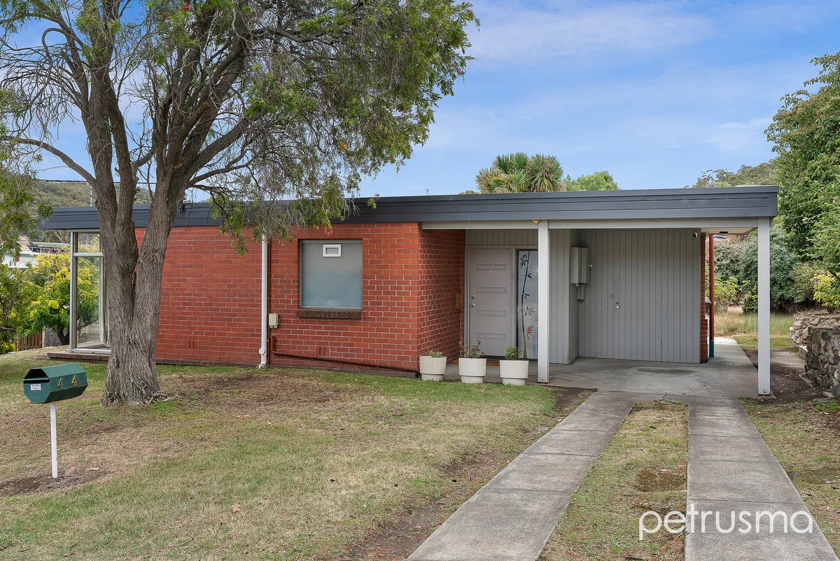 4 Llenroc Street, Geilston Bay TAS 7015
