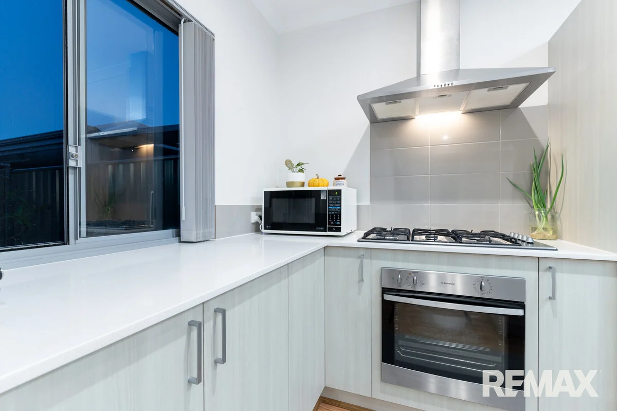 Additional image 19 of 32 Mountain Street, Banksia Grove WA 6031