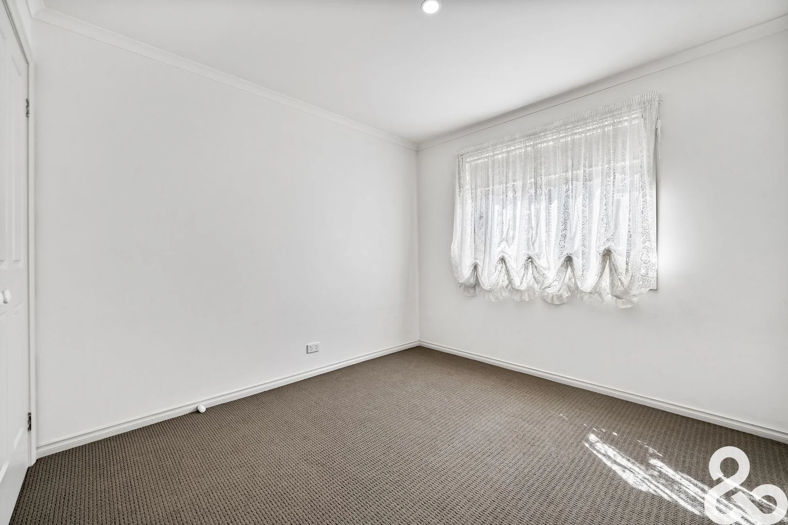 Additional image 11 of 1 Yunupingu Court, Mill Park VIC 3082