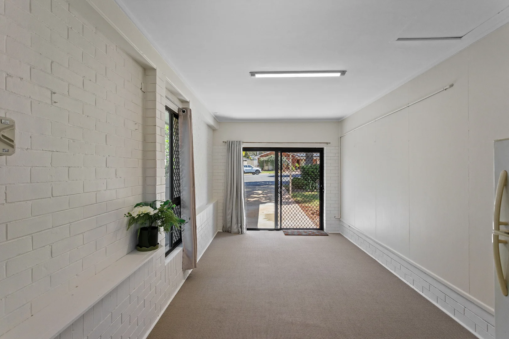 Additional image 7 of 4 Meadow Court, Centenary Heights QLD 4350