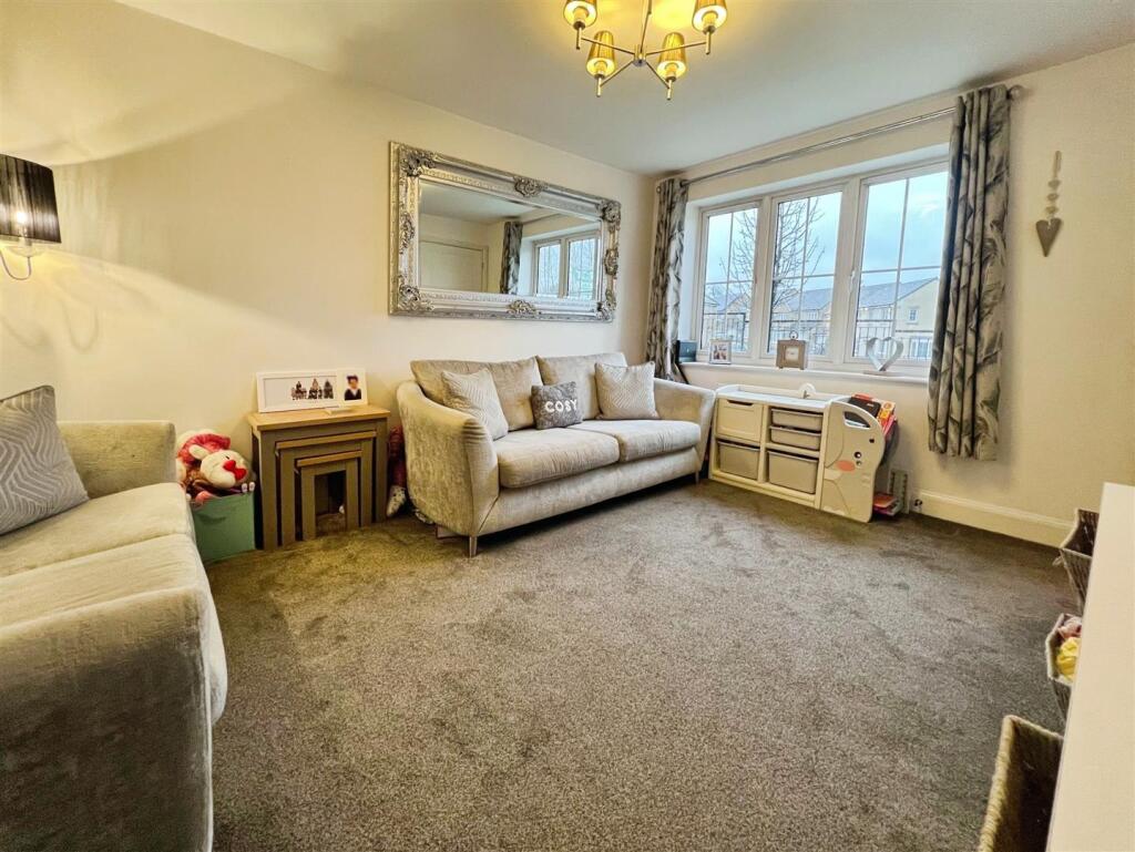 Additional image 4 of Brompton Drive, Bradford, BD10 0DW