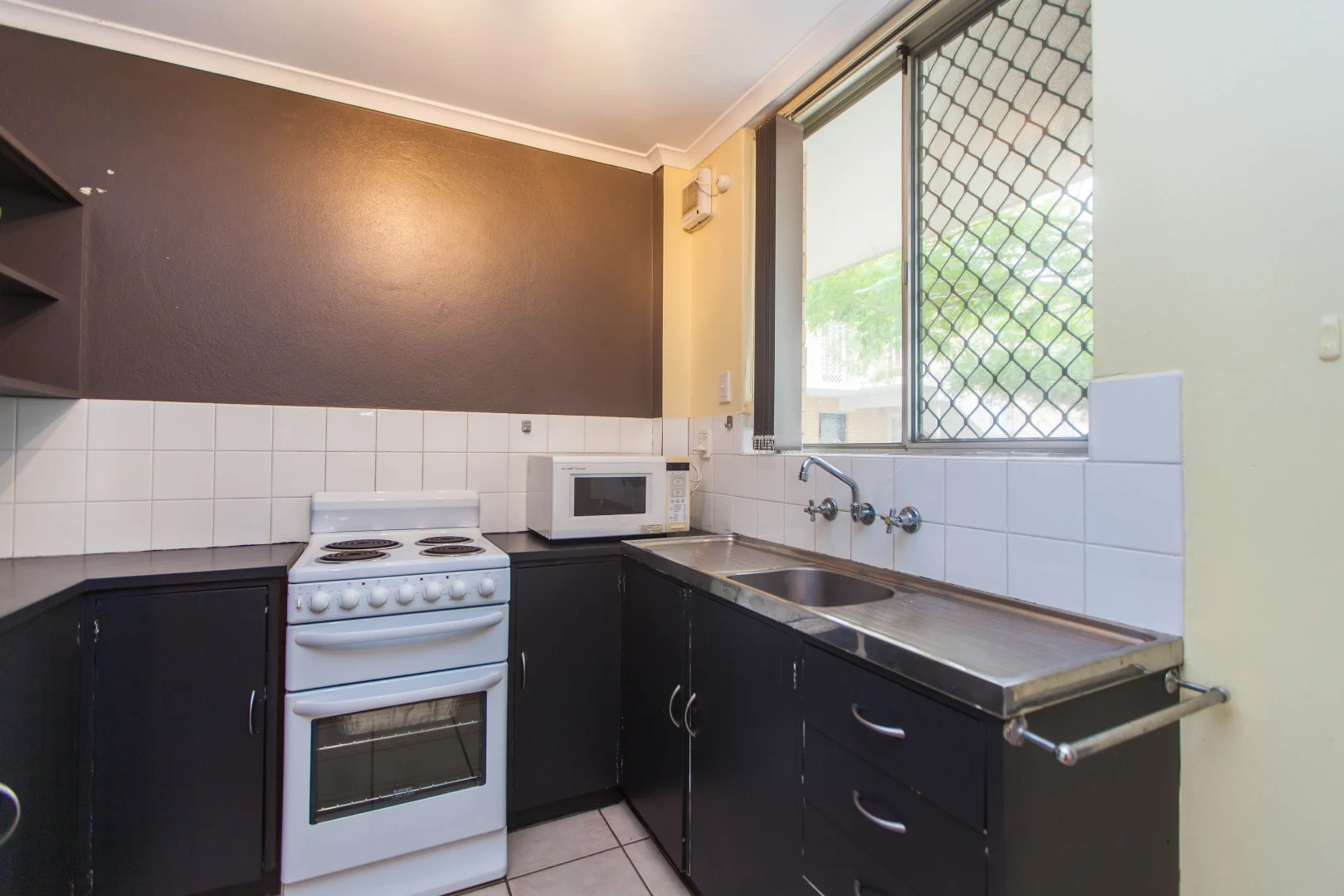 Additional image 5 of 2/171-173 Elliott Road, Scarborough WA 6019