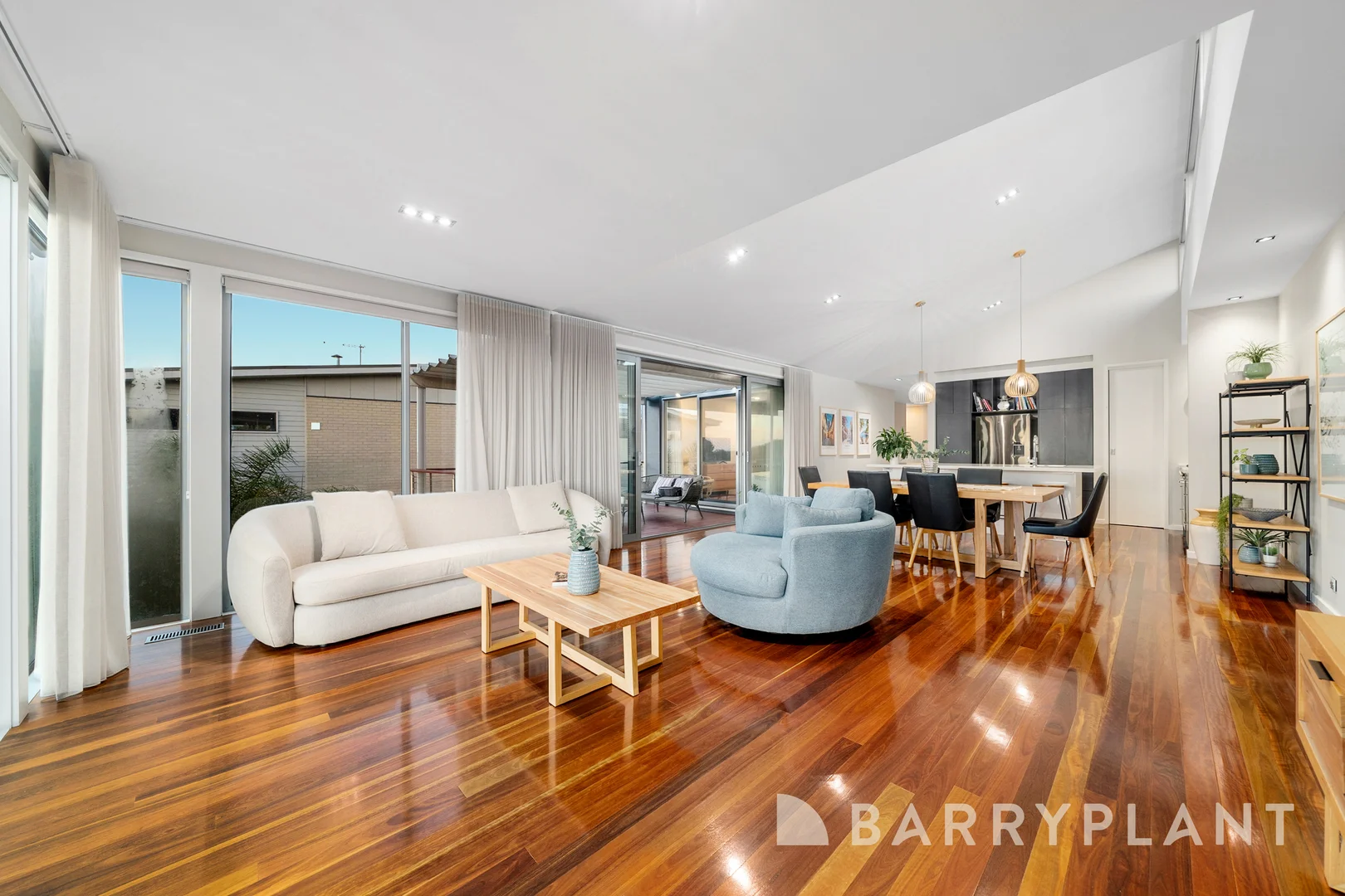8 Bella Vista Close, Macleod VIC 3085 photo 4