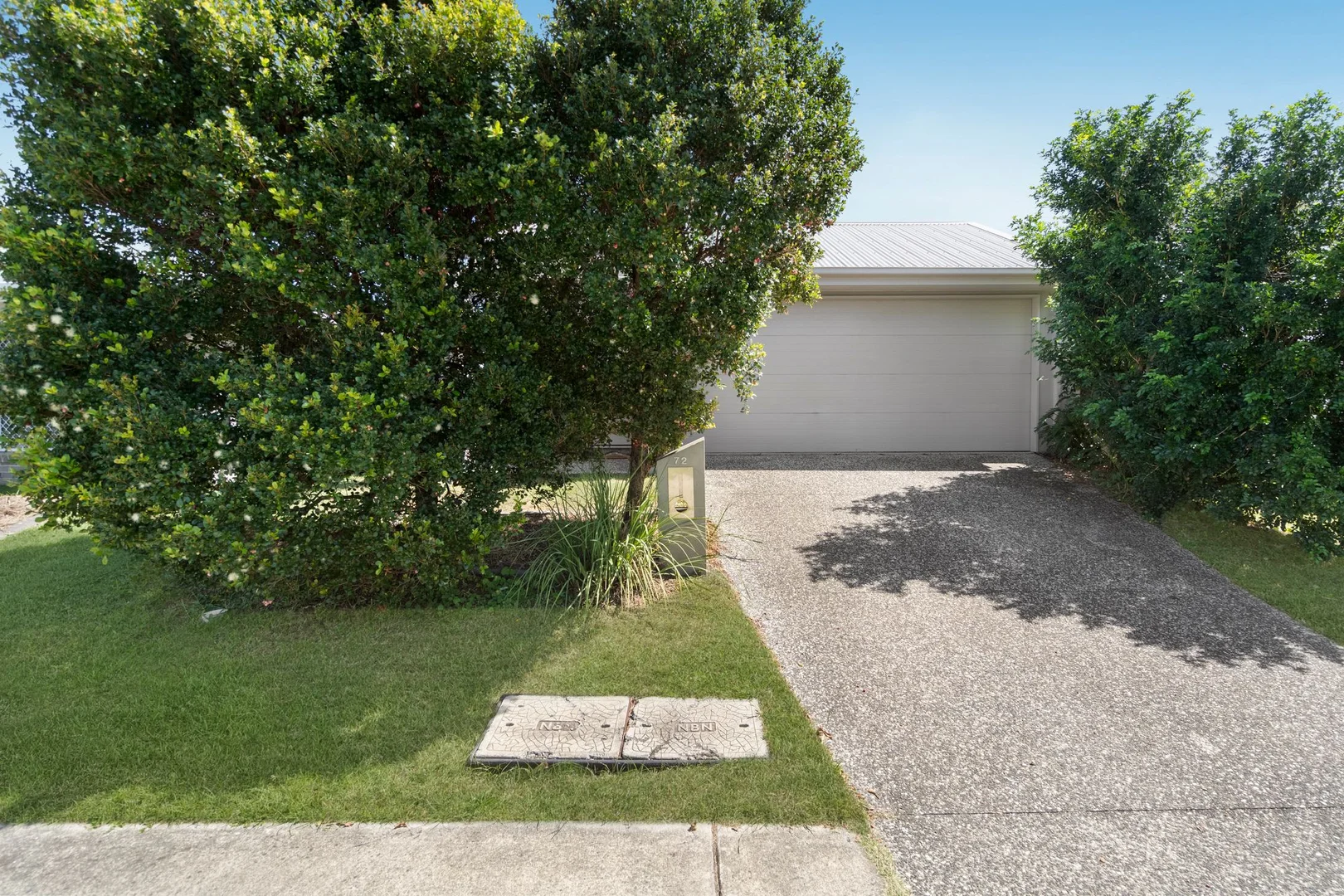 72 Dixon Drive, Pimpama QLD 4209 photo 5