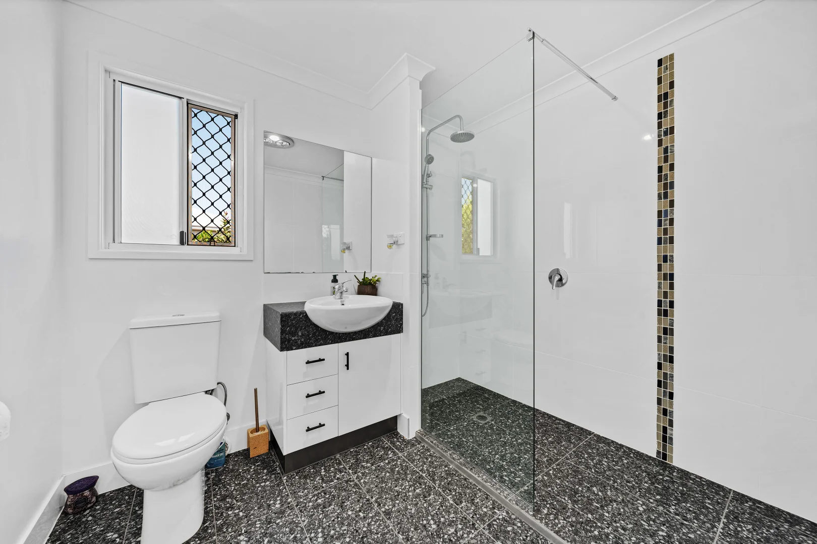 Additional image 13 of 4 Amber Street, Emerald QLD 4720