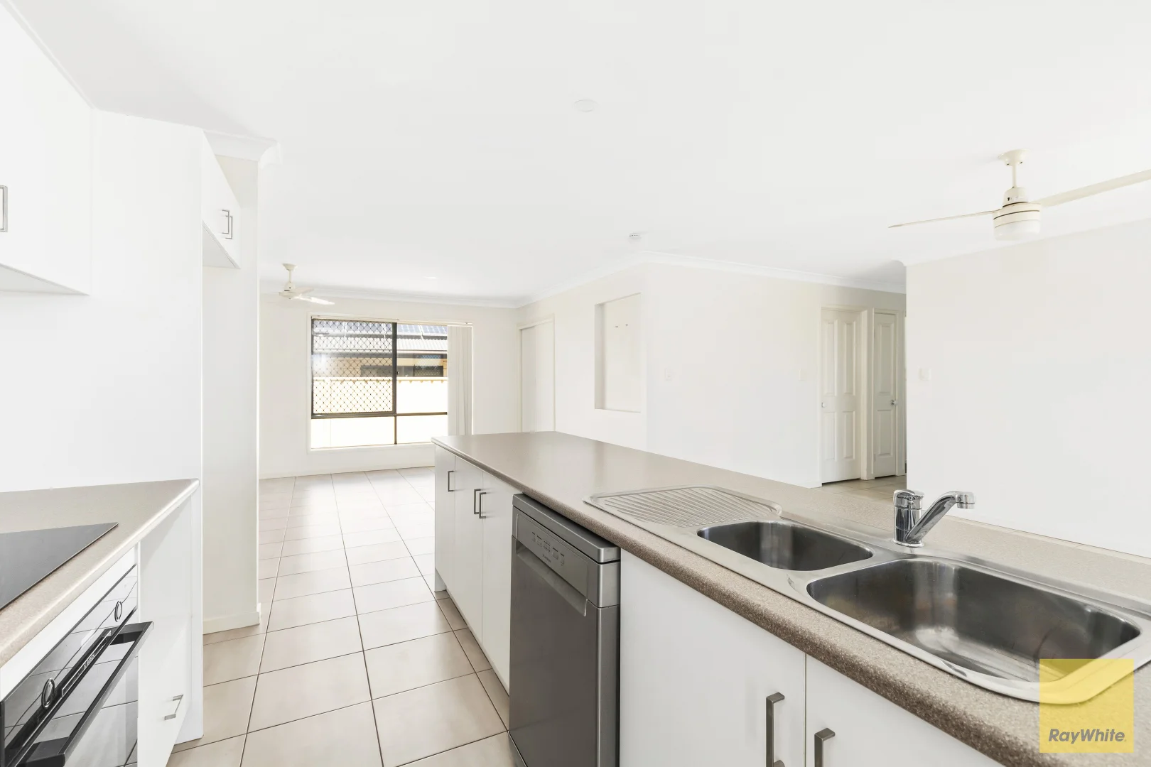 Additional image 18 of 2 Lightening Street, Emerald QLD 4720