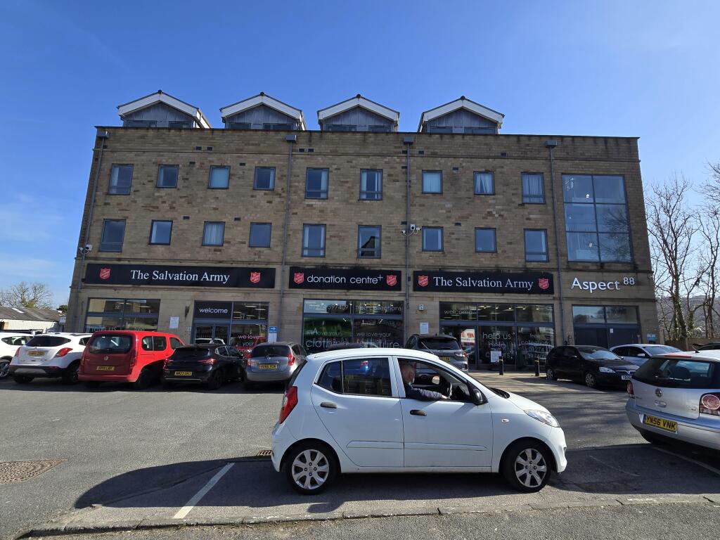Additional image 2 of 88 Otley Road, Shipley, West Yorkshire, BD18