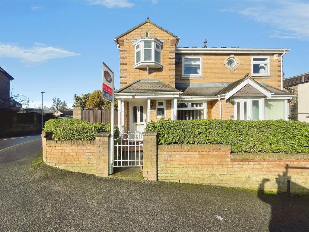 Wellington Road Bradford, BD2 3AU