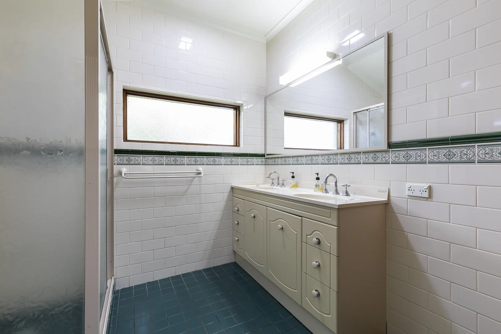 Additional image 33 of 15 Robin Street, Menora WA 6050