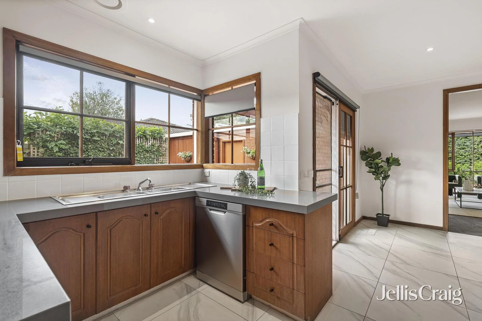 Additional image 5 of 93 Blackburn Road, Doncaster East VIC 3109