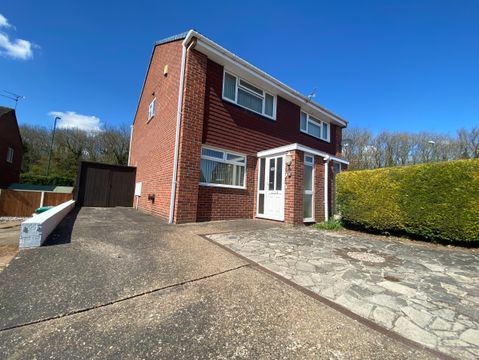 Craster Drive, Nottingham, Nottinghamshire NG6